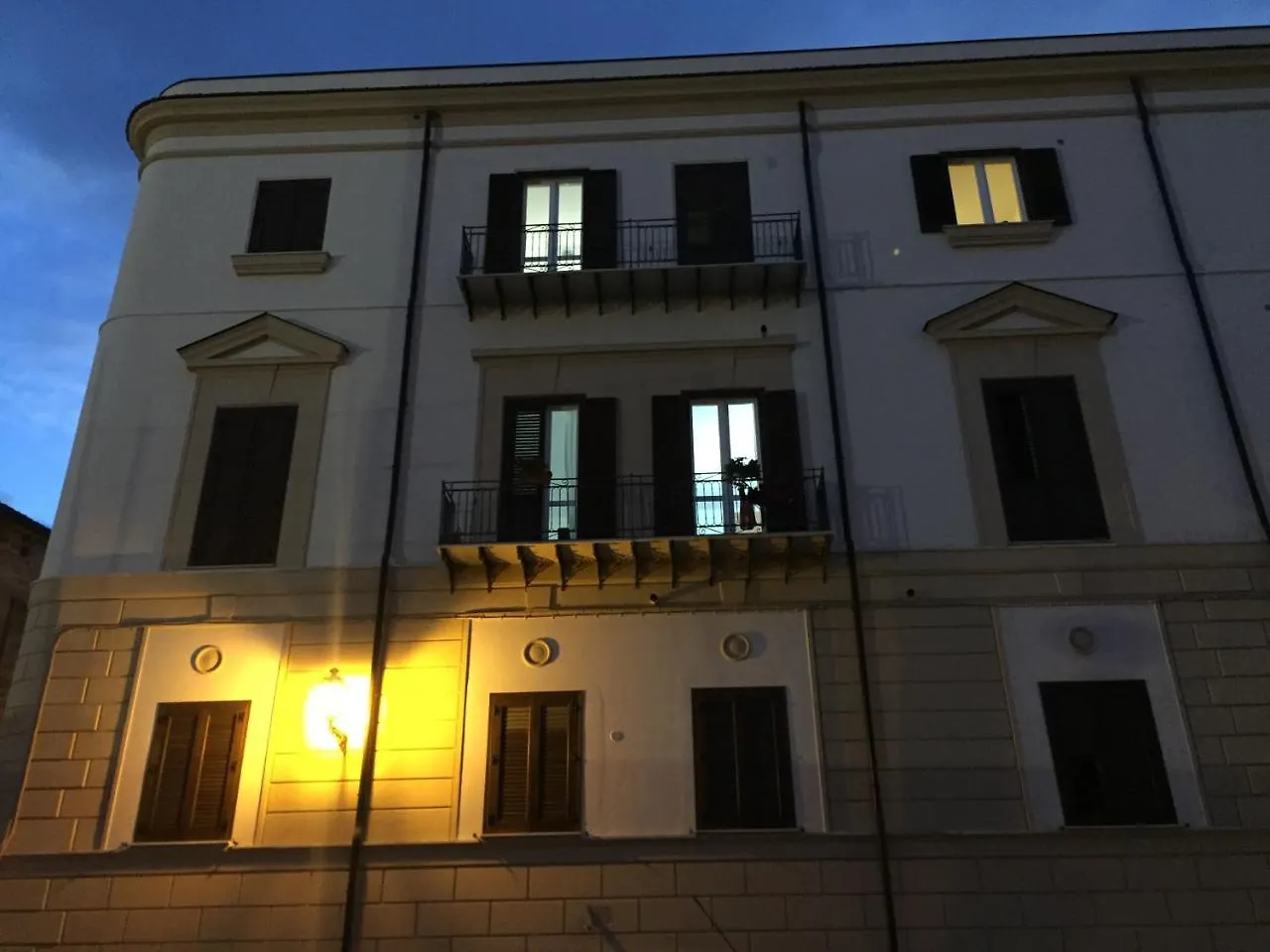 فندق مبيت وإفطار باليرمو B&B Ohana